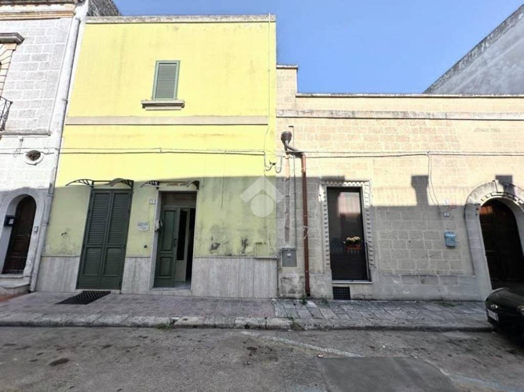 casa indipendente in vendita a Sava
