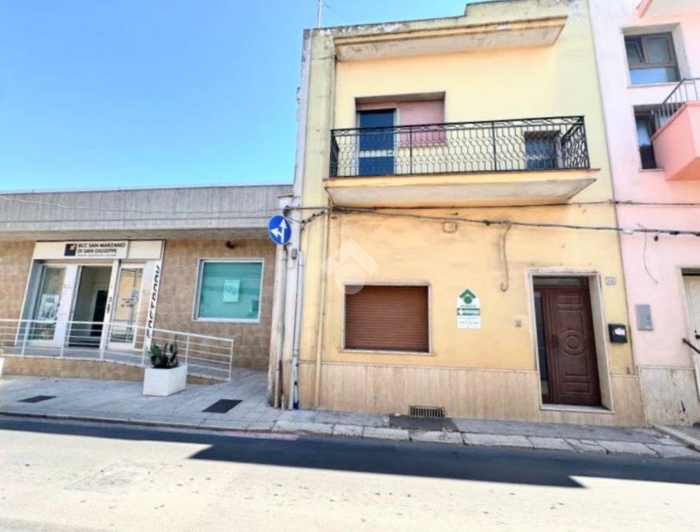 casa indipendente in vendita a Sava