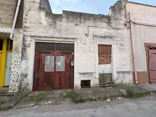 casa indipendente in vendita a Sava