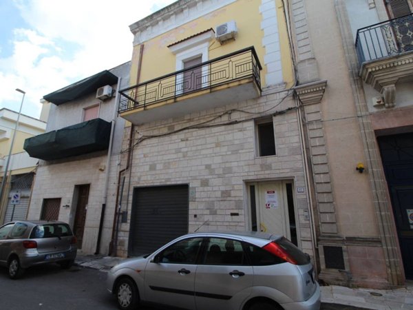 casa indipendente in vendita a Sava