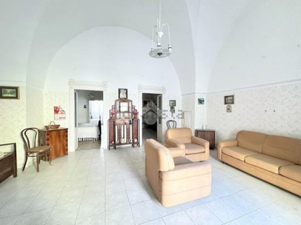 casa indipendente in vendita a Sava