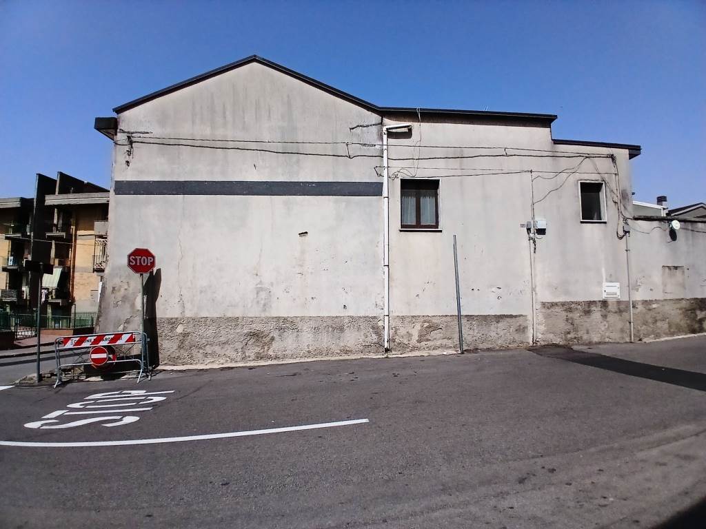 casa indipendente in vendita a Sava