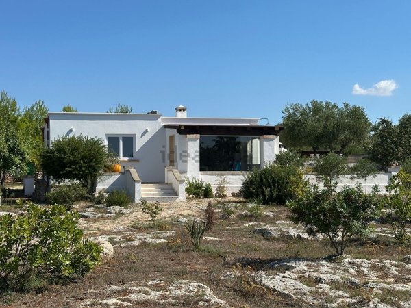 casa indipendente in vendita a Sava