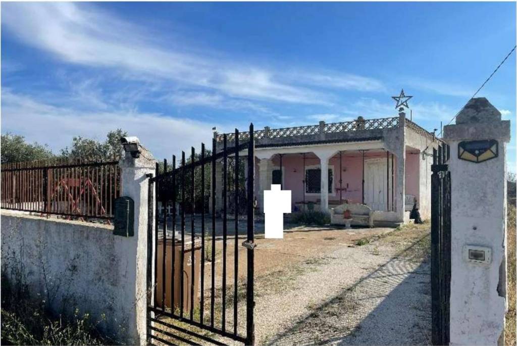 casa indipendente in vendita a Sava