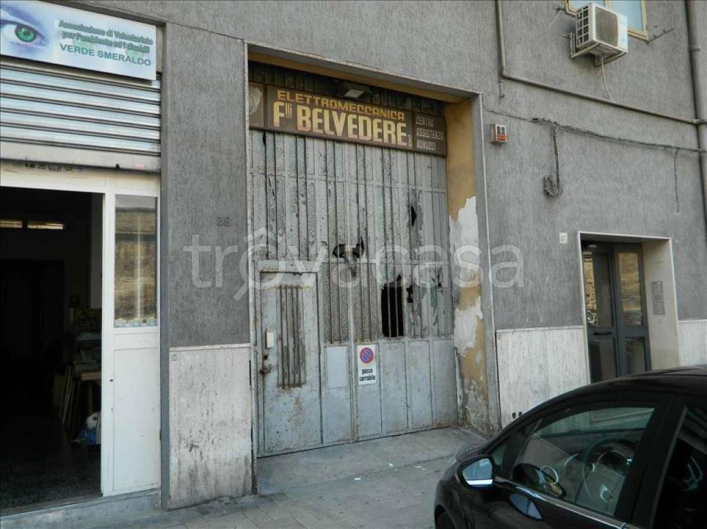 appartamento in vendita a Taranto in zona Tre Carrare-Battisti