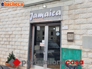 negozio in vendita a Taranto in zona Borgo Antico
