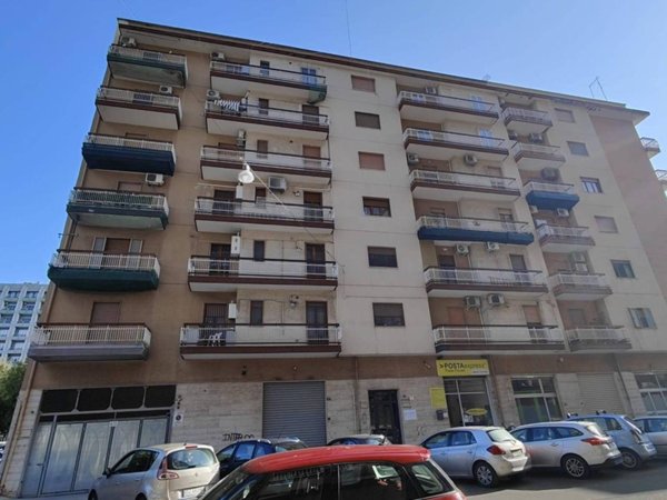 appartamento in vendita a Taranto in zona Tre Carrare-Battisti