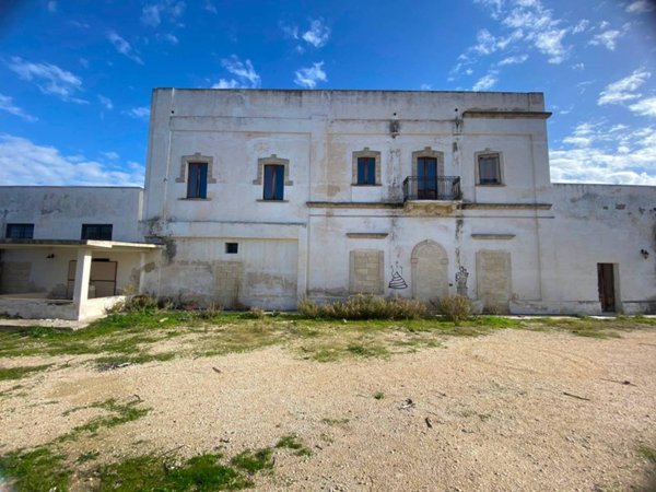 casa indipendente in vendita a Taranto in zona Solito-Corvisea