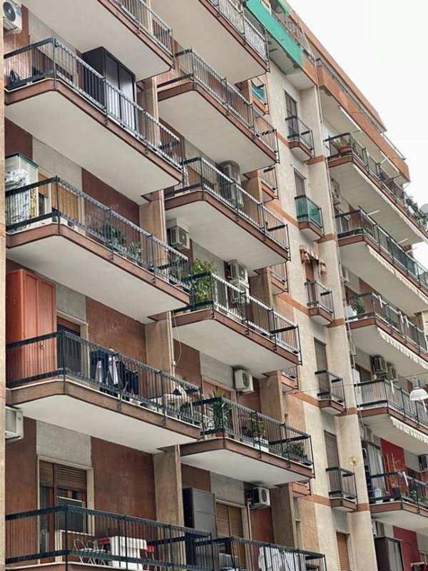 appartamento in vendita a Taranto in zona Italia-Montegranaro