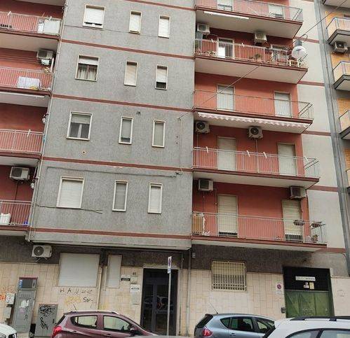 appartamento in vendita a Taranto in zona Tre Carrare-Battisti