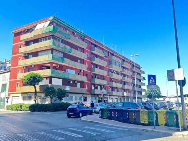 appartamento in vendita a Taranto in zona Tamburi-Croce