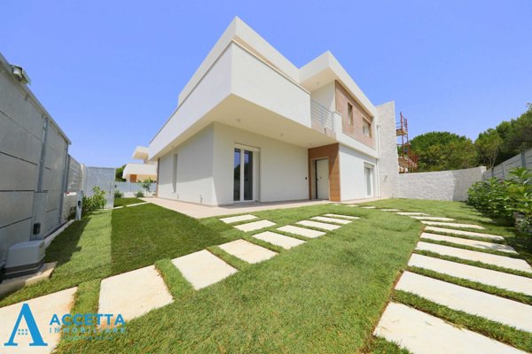 casa indipendente in vendita a Taranto in zona San Vito