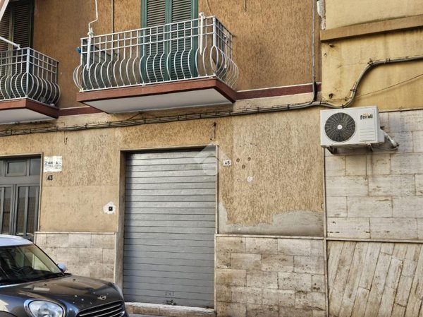 appartamento in vendita a Taranto in zona Tre Carrare-Battisti