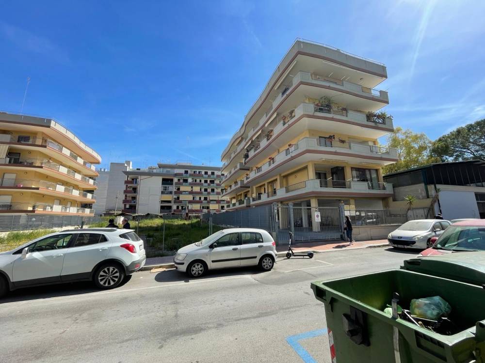 appartamento in vendita a Taranto in zona Italia-Montegranaro