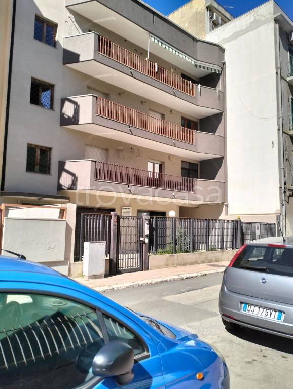 appartamento in vendita a Taranto in zona Tre Carrare-Battisti