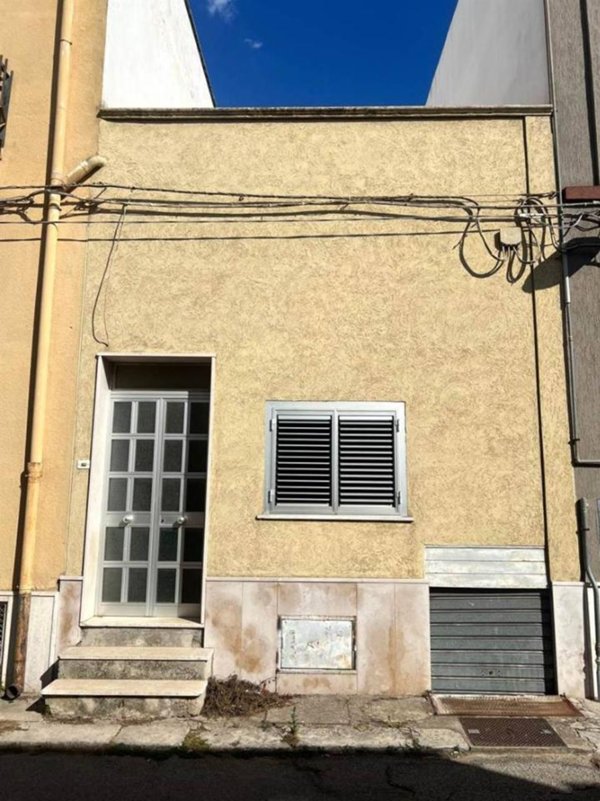 appartamento in vendita a Taranto in zona Borgo Antico