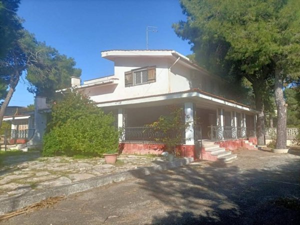 casa indipendente in vendita a Taranto in zona Lido Azzurro