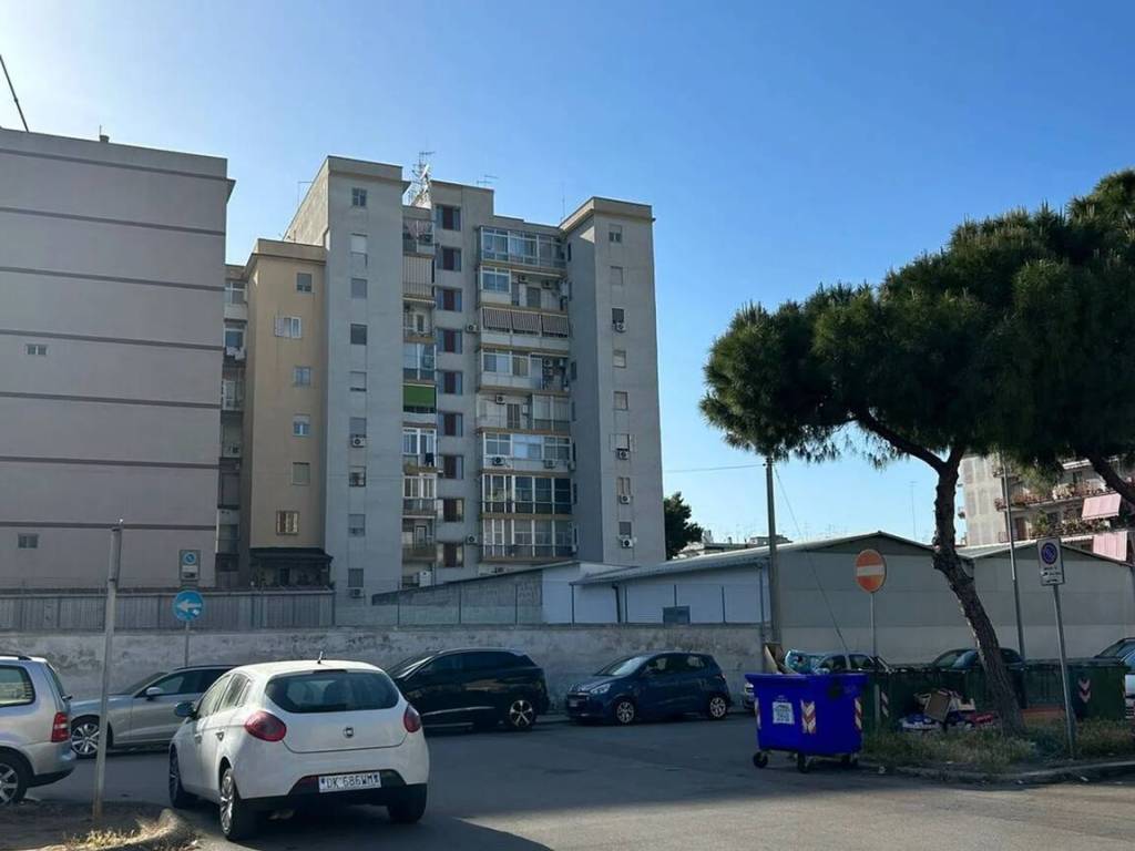 appartamento in vendita a Taranto in zona Tre Carrare-Battisti