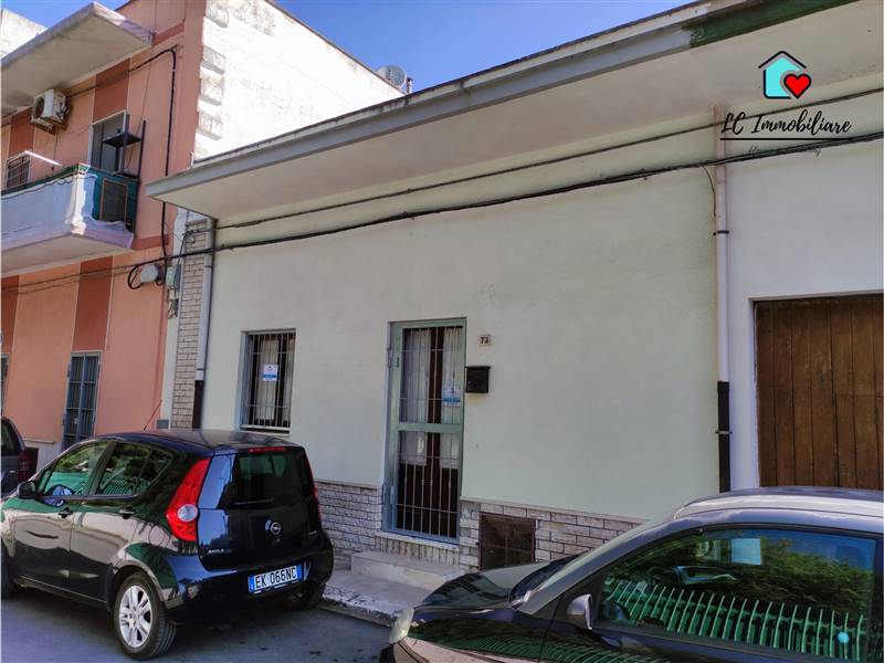 appartamento in vendita a Taranto in zona Talsano