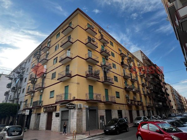 appartamento in vendita a Taranto in zona Italia-Montegranaro