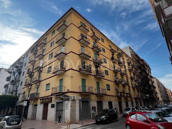 appartamento in vendita a Taranto in zona Italia-Montegranaro