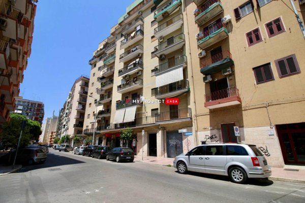 appartamento in vendita a Taranto in zona Tre Carrare-Battisti