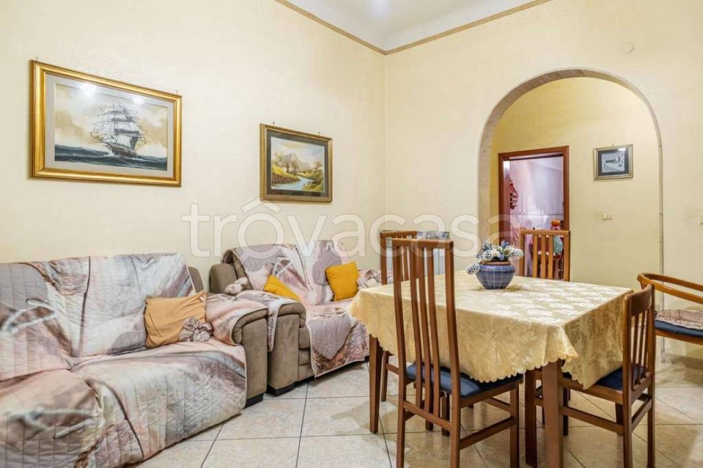 appartamento in vendita a Taranto in zona Borgo