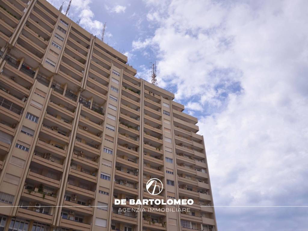 appartamento in vendita a Taranto in zona Tre Carrare-Battisti