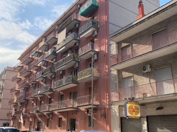 appartamento in vendita a Taranto in zona Italia-Montegranaro