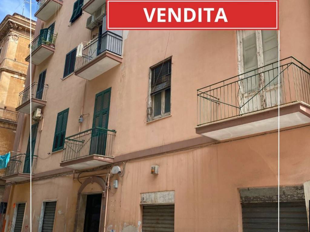 appartamento in vendita a Taranto in zona Borgo