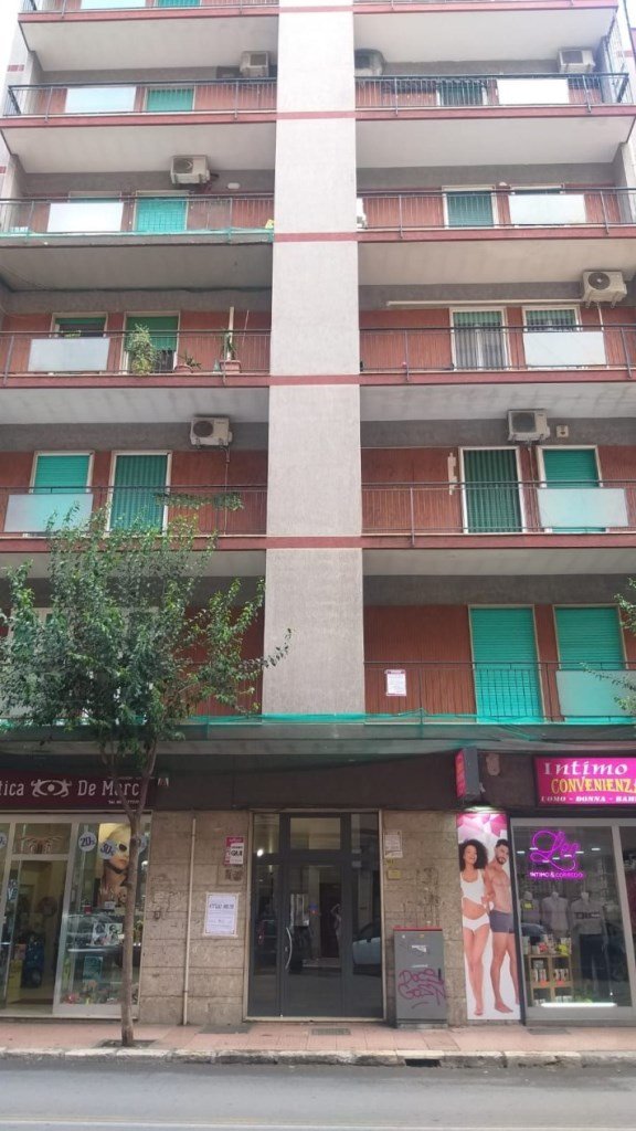 appartamento in vendita a Taranto in zona Tre Carrare-Battisti