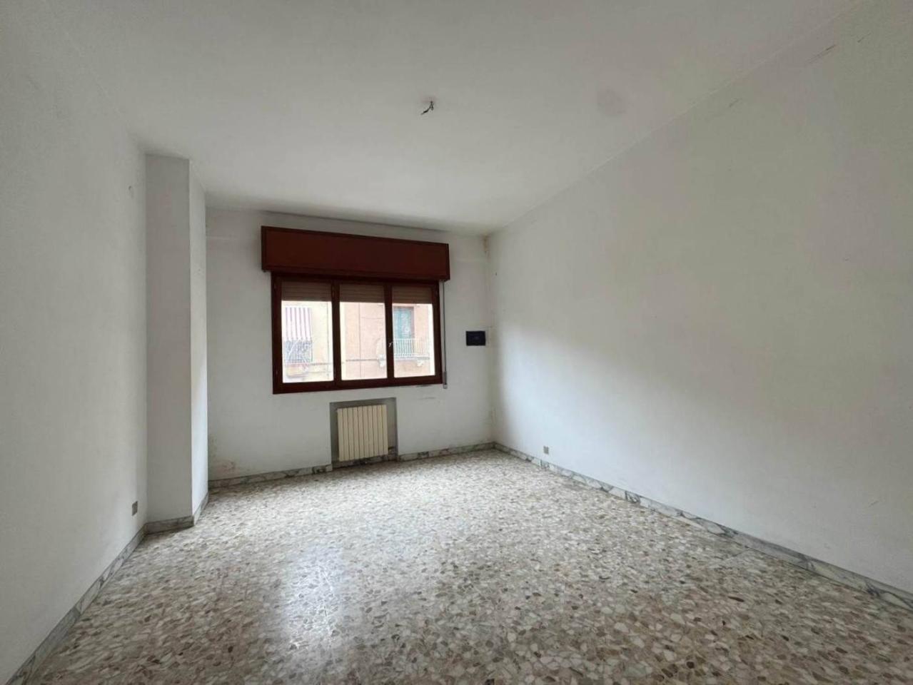 appartamento in vendita a Taranto in zona Tre Carrare-Battisti