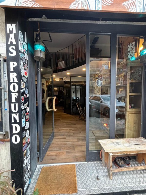 negozio in vendita a Taranto in zona Italia-Montegranaro