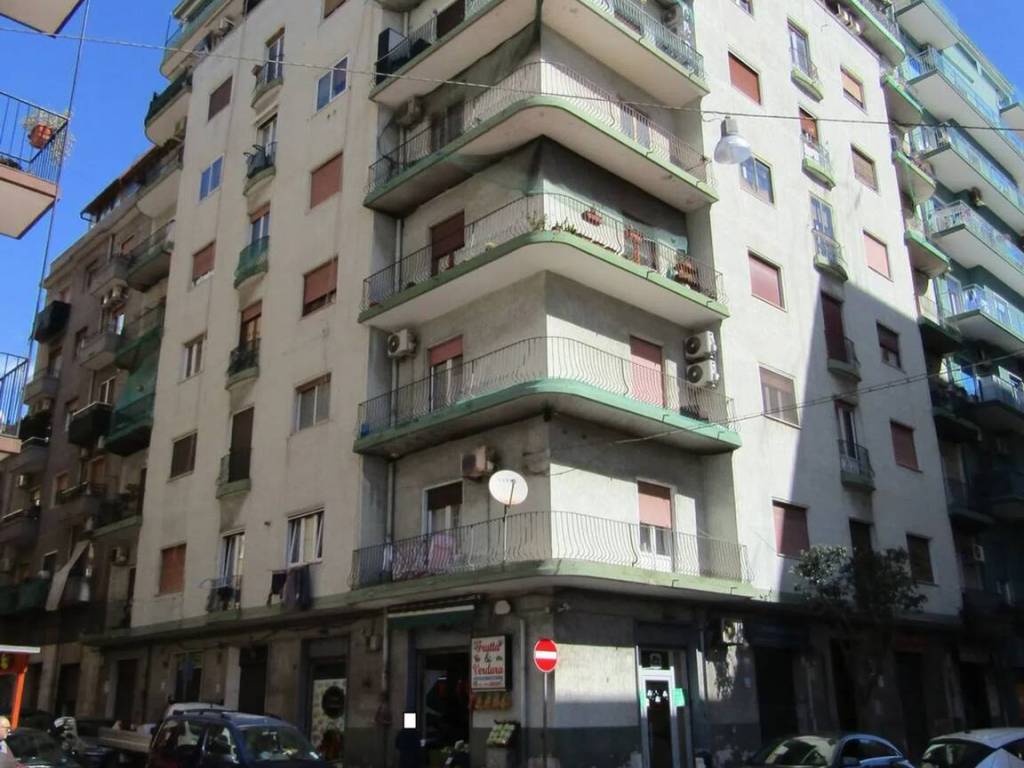 appartamento in vendita a Taranto in zona Borgo