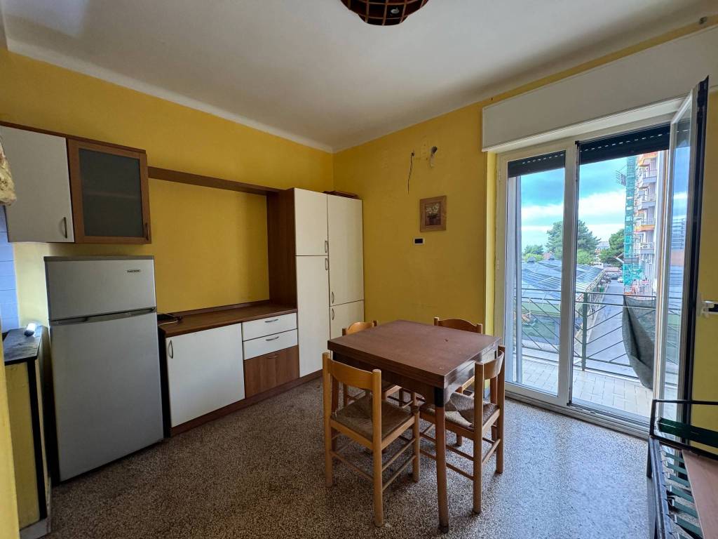 appartamento in vendita a Taranto in zona Italia-Montegranaro