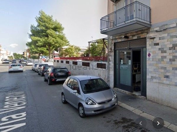 locale commerciale in vendita a Taranto