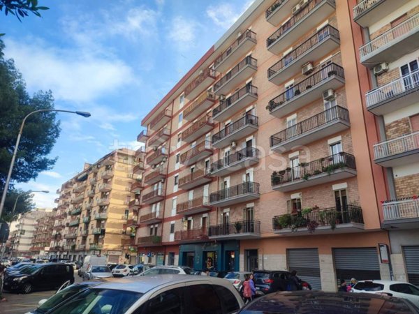 appartamento in vendita a Taranto in zona Italia-Montegranaro