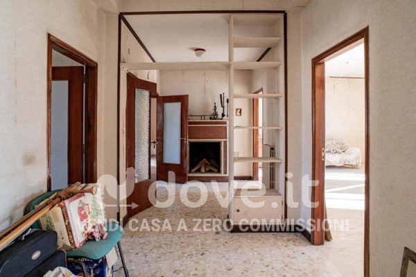appartamento in vendita a Taranto in zona Italia-Montegranaro