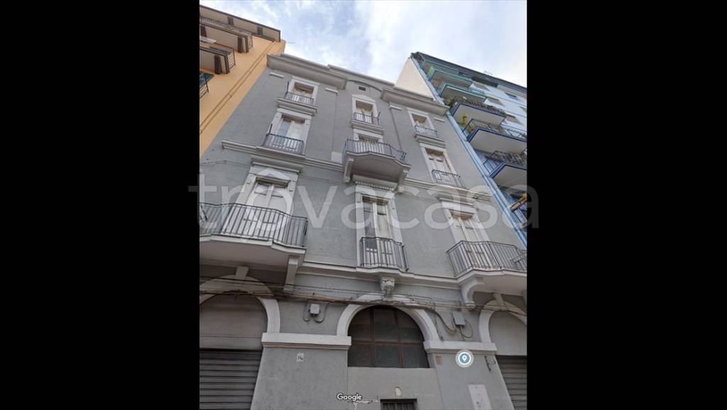 locale commerciale in vendita a Taranto in zona Borgo
