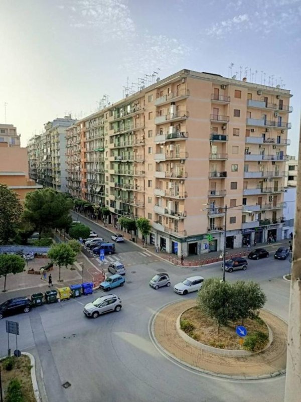 appartamento in vendita a Taranto in zona Solito-Corvisea
