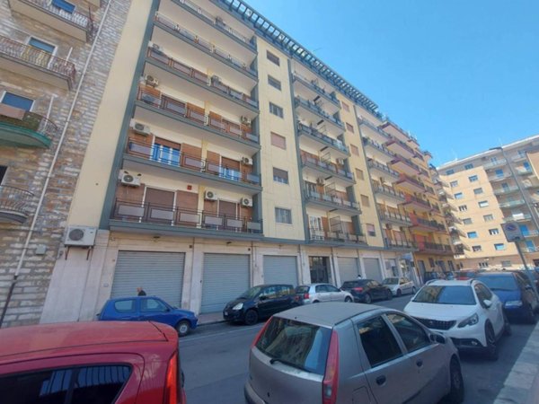 appartamento in vendita a Taranto in zona Italia-Montegranaro