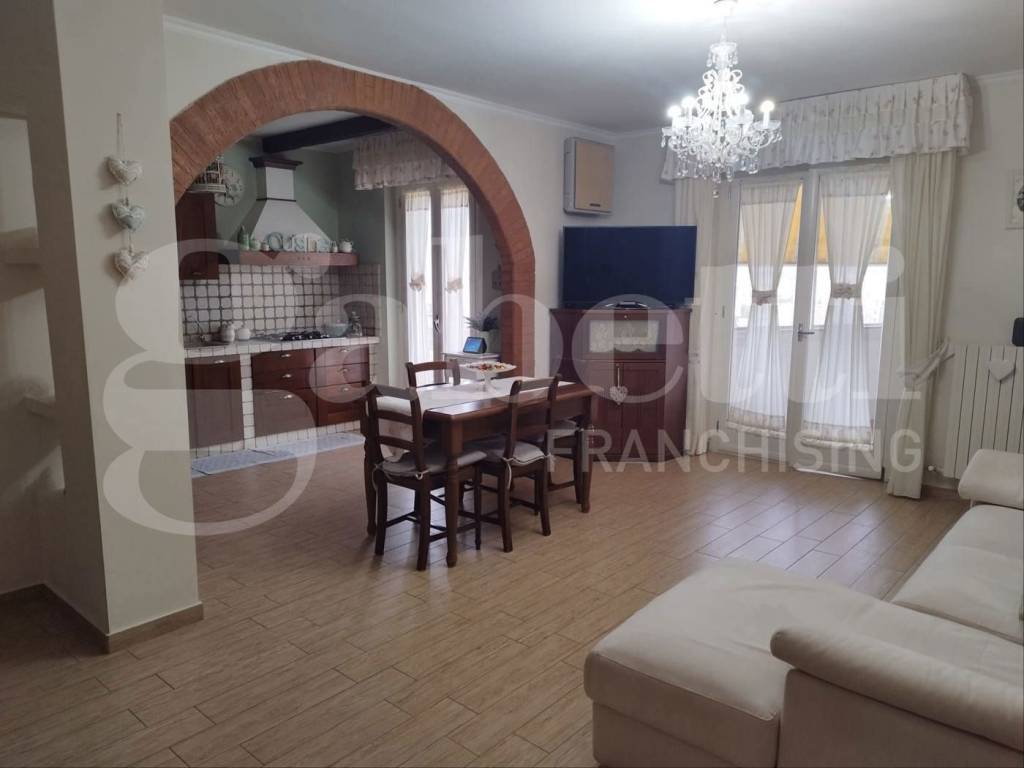 appartamento in vendita a Taranto in zona Tamburi-Croce