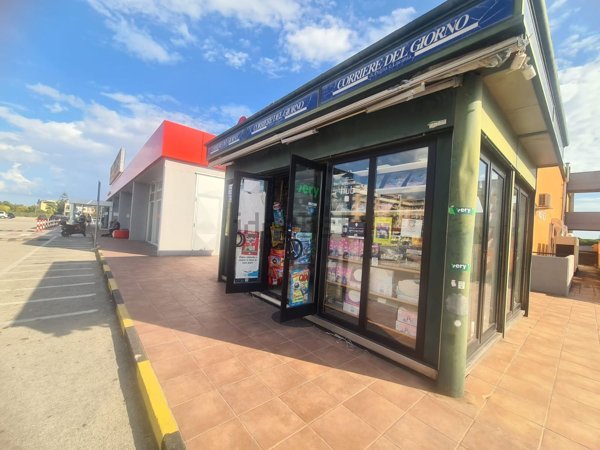 negozio in vendita a Taranto