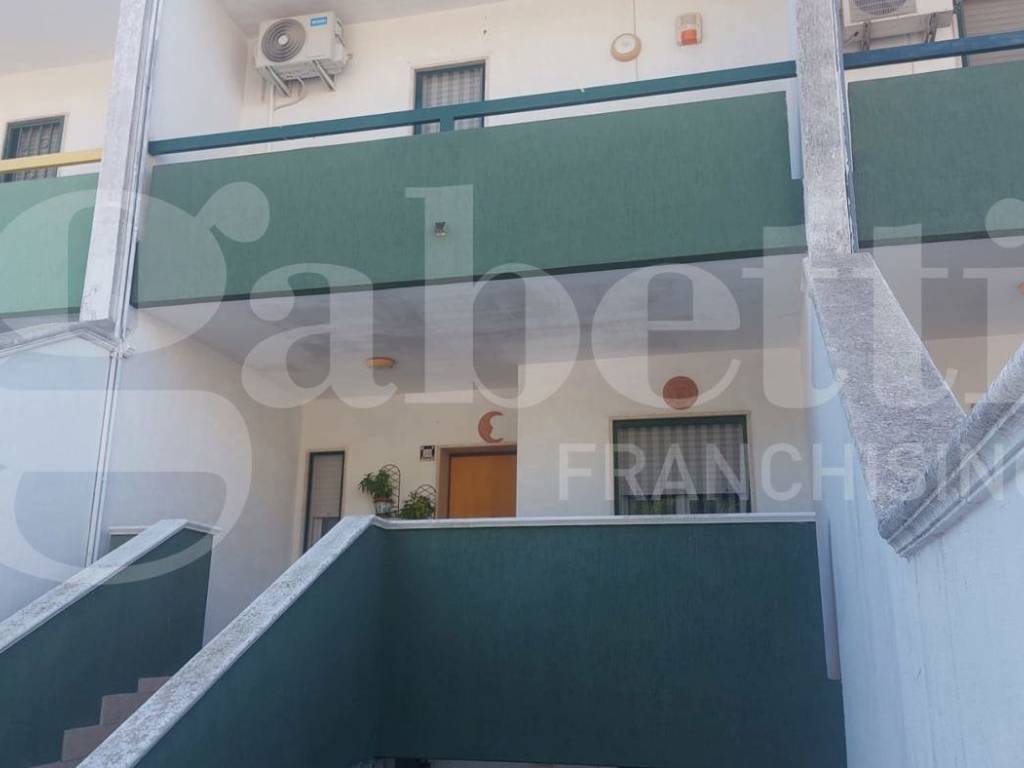 casa indipendente in vendita a Taranto in zona Tamburi-Croce
