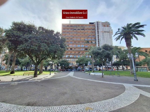 appartamento in vendita a Taranto in zona Borgo Antico