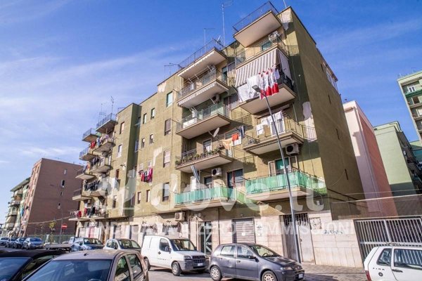 appartamento in vendita a Taranto in zona Tamburi-Croce