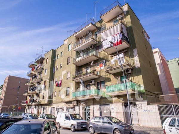 appartamento in vendita a Taranto in zona Tamburi-Croce
