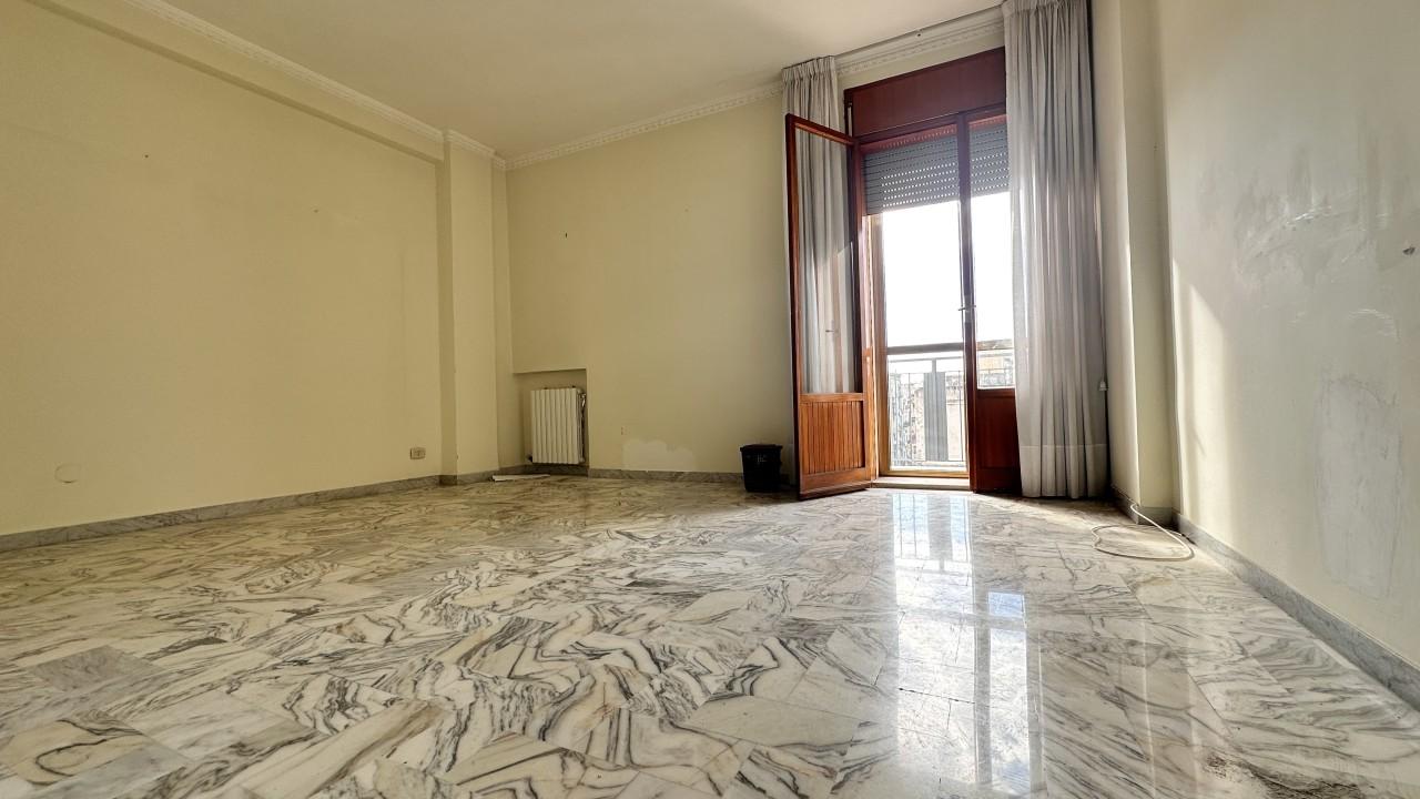 appartamento in vendita a Taranto in zona Borgo