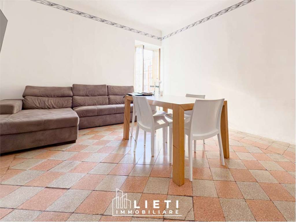 appartamento in vendita a Taranto in zona Borgo