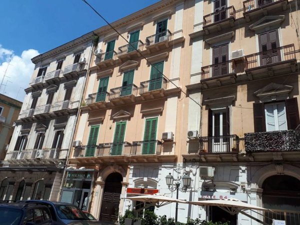 appartamento in vendita a Taranto in zona Borgo Antico